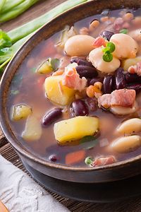 Bohnen-Suppe