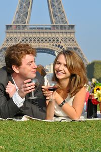 Picnic en frente de la Torre Eiffel