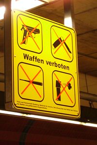 No Weapons at Reeperbahn